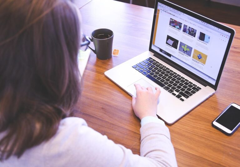 Professional Website Tips for Interior Designers